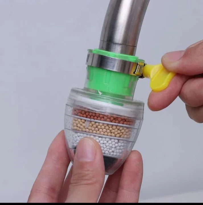 Filtre à Eau de Robinet CristalClear™ - Profitez d'une Eau Pure à la Maison!